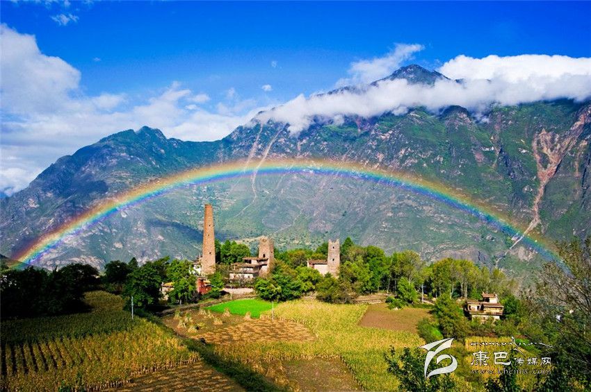 “海螺溝杯”攝影大展再次得到社會各界廣泛關注和積極參與