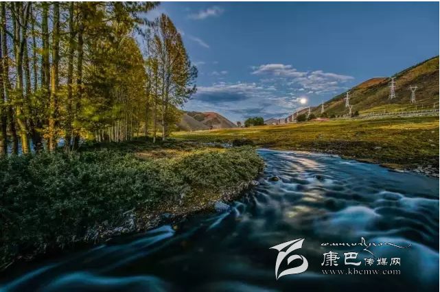 新都橋，正在打開最美時光,我在這里等你......