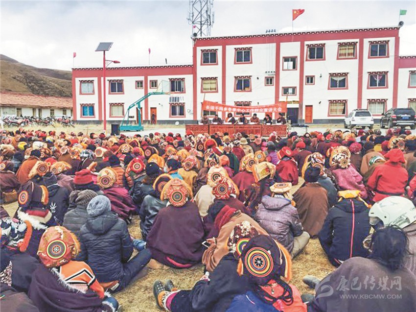 石渠縣開展“千人大下鄉(xiāng)” 、“千人大宣講”、“千人大走訪”活動掠影