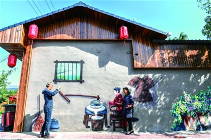 游客在山西省.jpg 游客在山西省.jpg