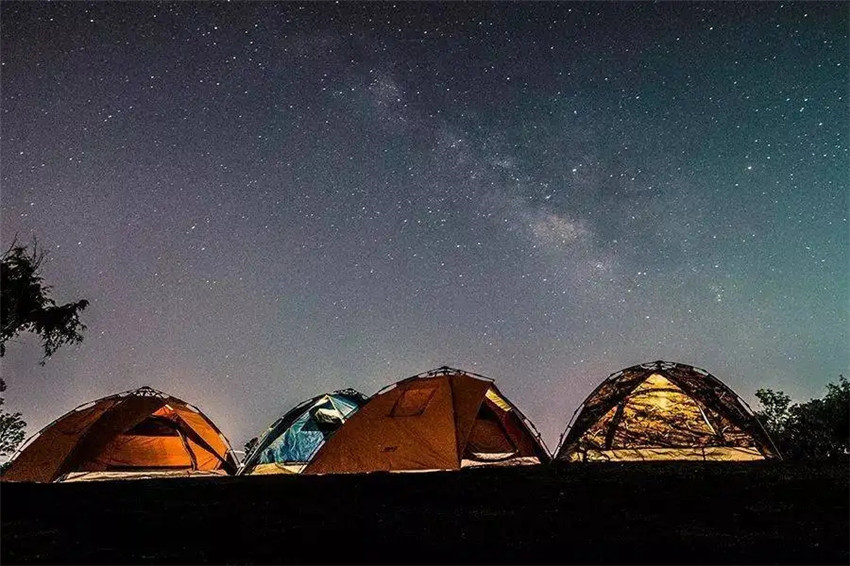 露營經(jīng)濟(jì)1.webp.jpg 露營經(jīng)濟(jì)1.webp.jpg